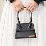 JACQUEMUS Le Chiquito Moyen Boucle